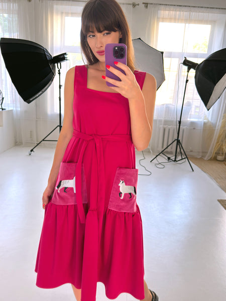 fuchsia pink dress with arctic foxes