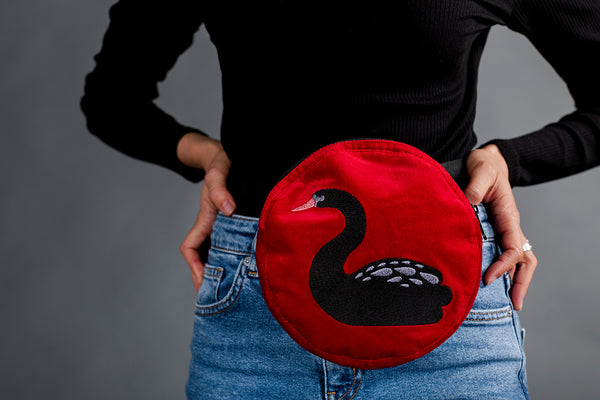 Round Belt Bag with Swan / Red