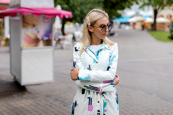 White Softshell raincoat with Cactus print / Long skirt