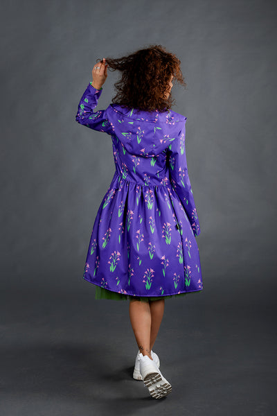 Purple raincoat with Cyclamen print / Dress cut