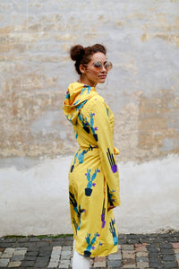 Yellow softshell raincoat with Cactus print / Long skirt